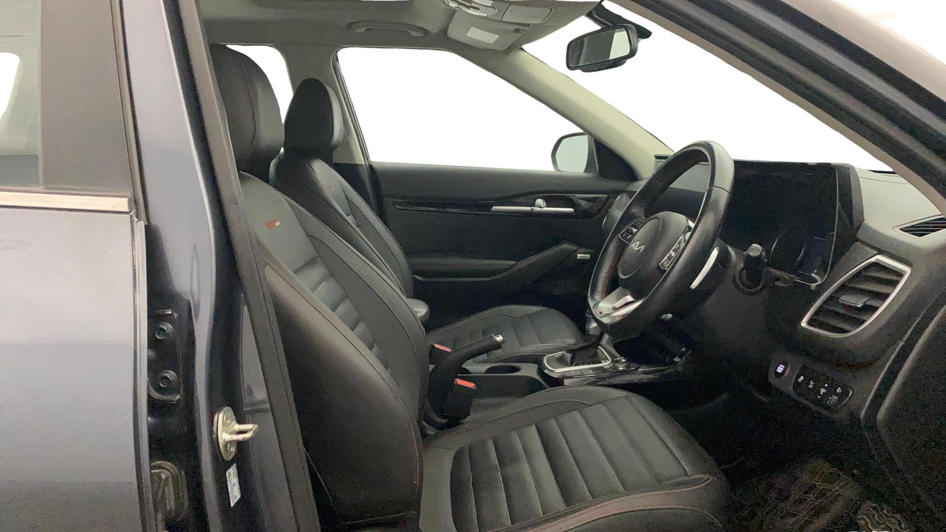 View 2023 Kia Seltos GTX Plus AT Diesel Image 19 Used 2023 Kia Seltos GTX Plus AT Diesel Image 19