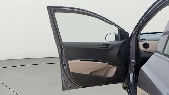 View Hyundai Grand i10 Image 31 Used Hyundai Grand i10 Image 31