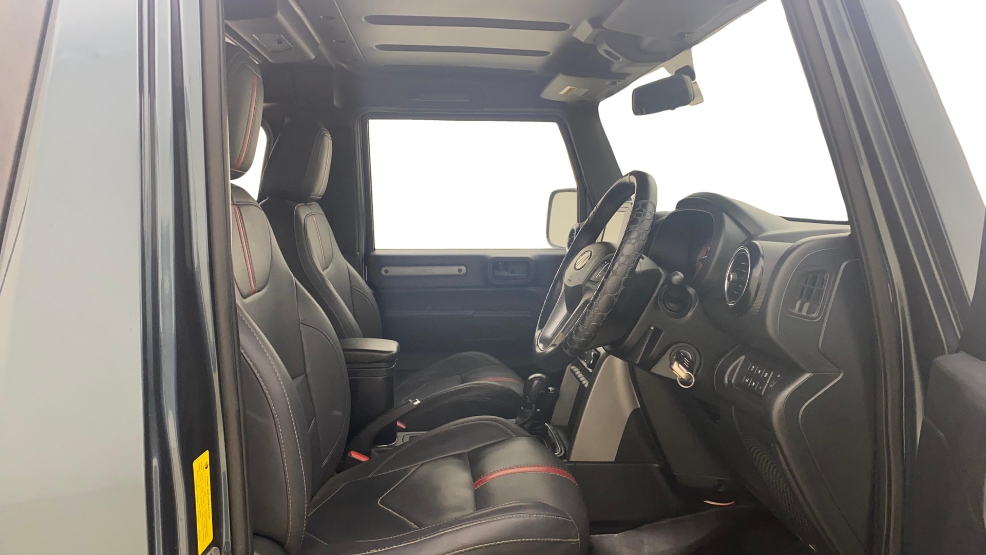 View 2024 Mahindra Thar AX Standard Manual Soft Top 6 Seater Image 15 Used 2024 Mahindra Thar AX Standard Manual Soft Top 6 Seater Image 15
