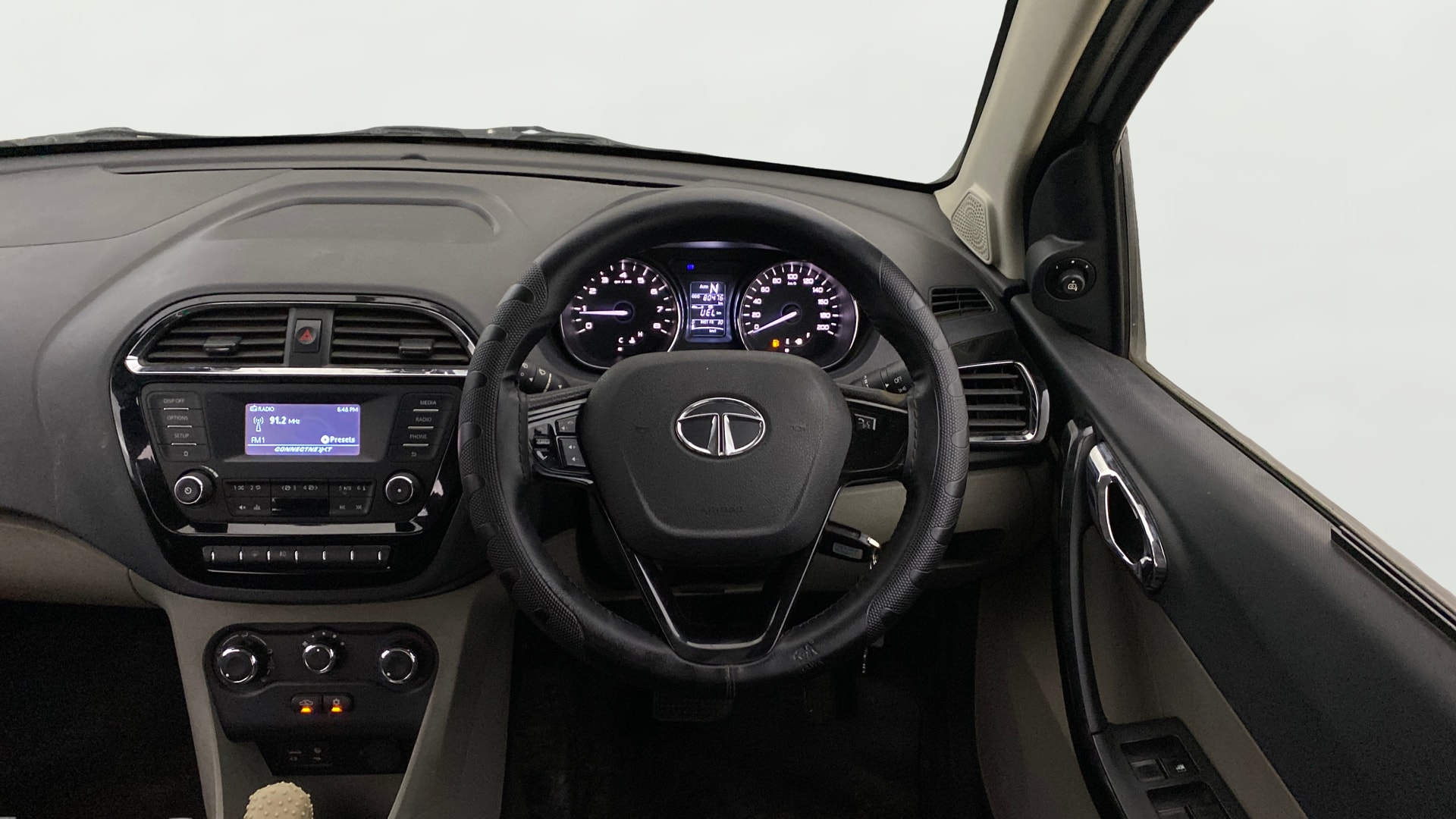 View 2018 Tata Tiago Revotorq XB Image 20 Used 2018 Tata Tiago Revotorq XB Image 20