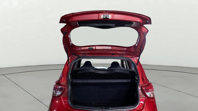 View Hyundai Grand i10 Image 36 Used Hyundai Grand i10 Image 36