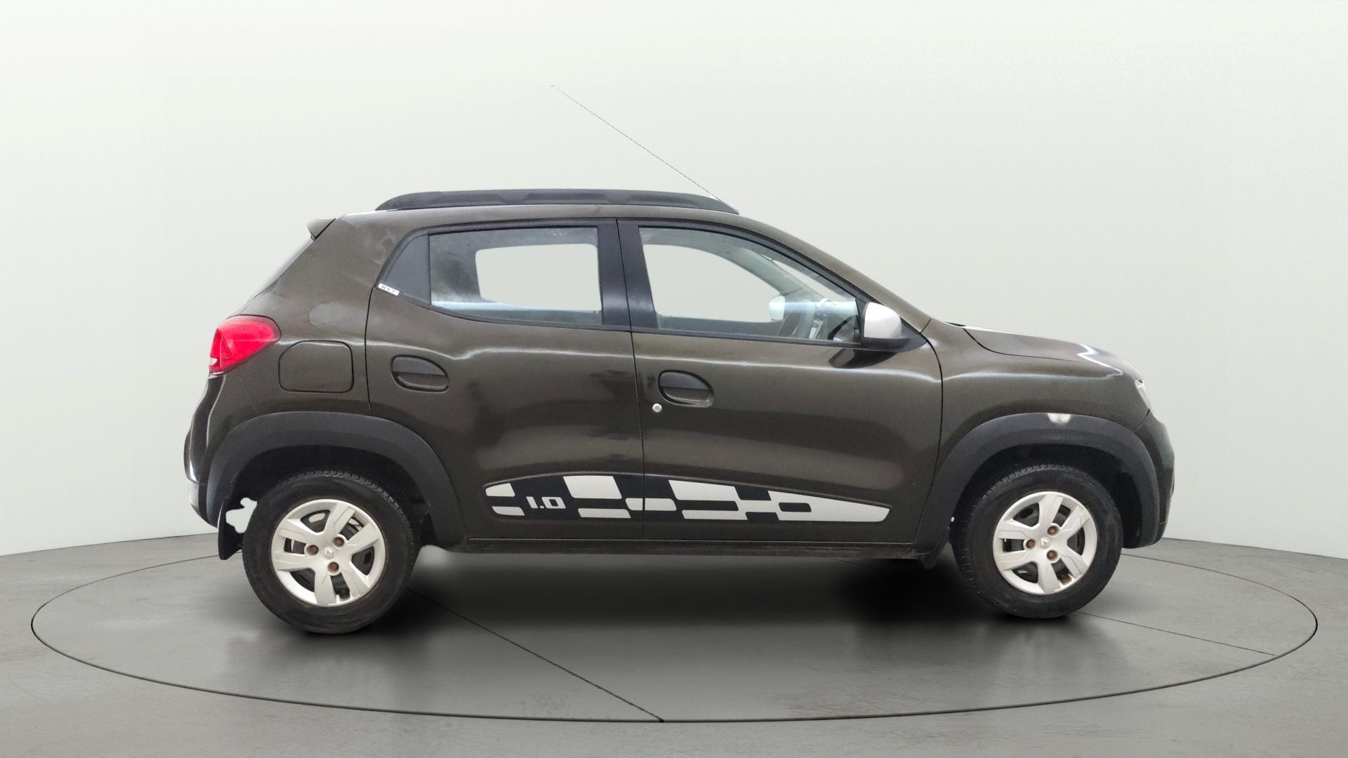 View 2017 Renault Kwid RXT 1.0 Image 8 Used 2017 Renault Kwid RXT 1.0 Image 8