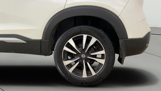 View Nissan Kicks Image 11 Used Nissan Kicks Image 11