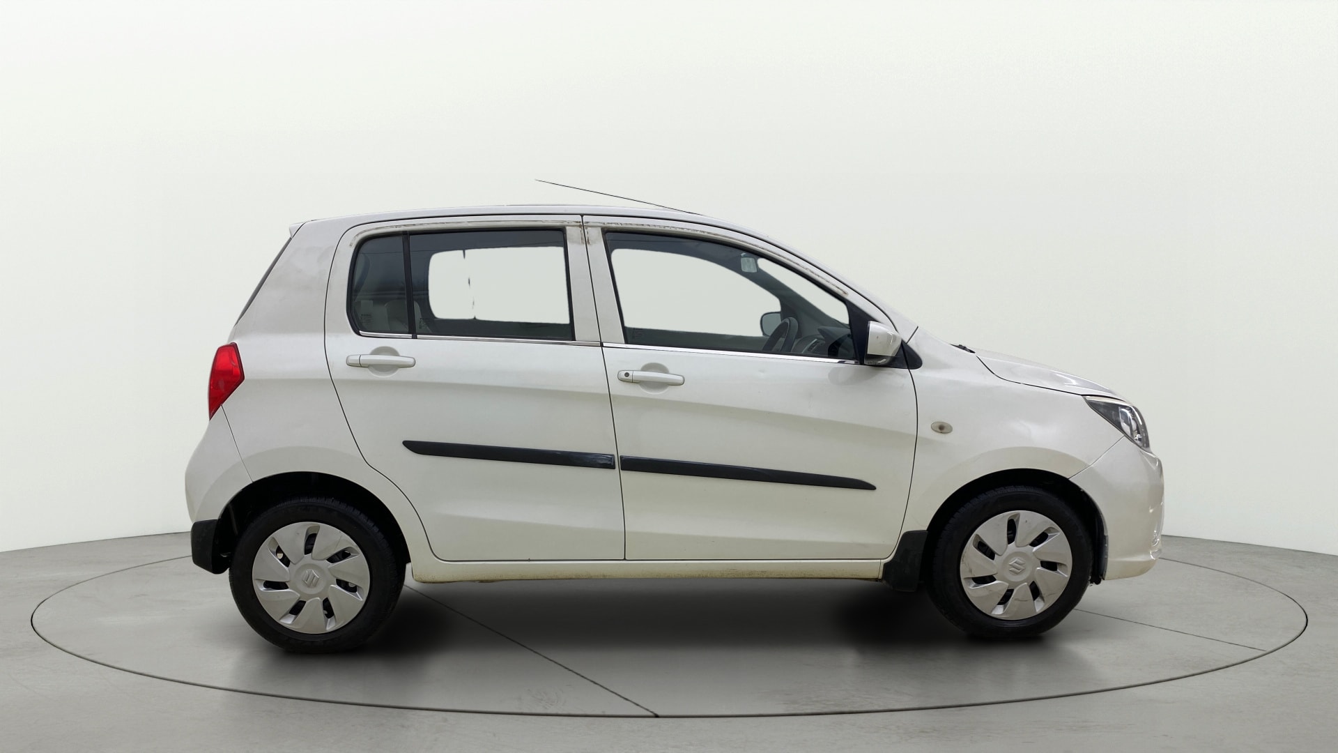 View 2020 Maruti Suzuki 1000 Base Variant Image 8 Used 2020 Maruti Suzuki 1000 Base Variant Image 8