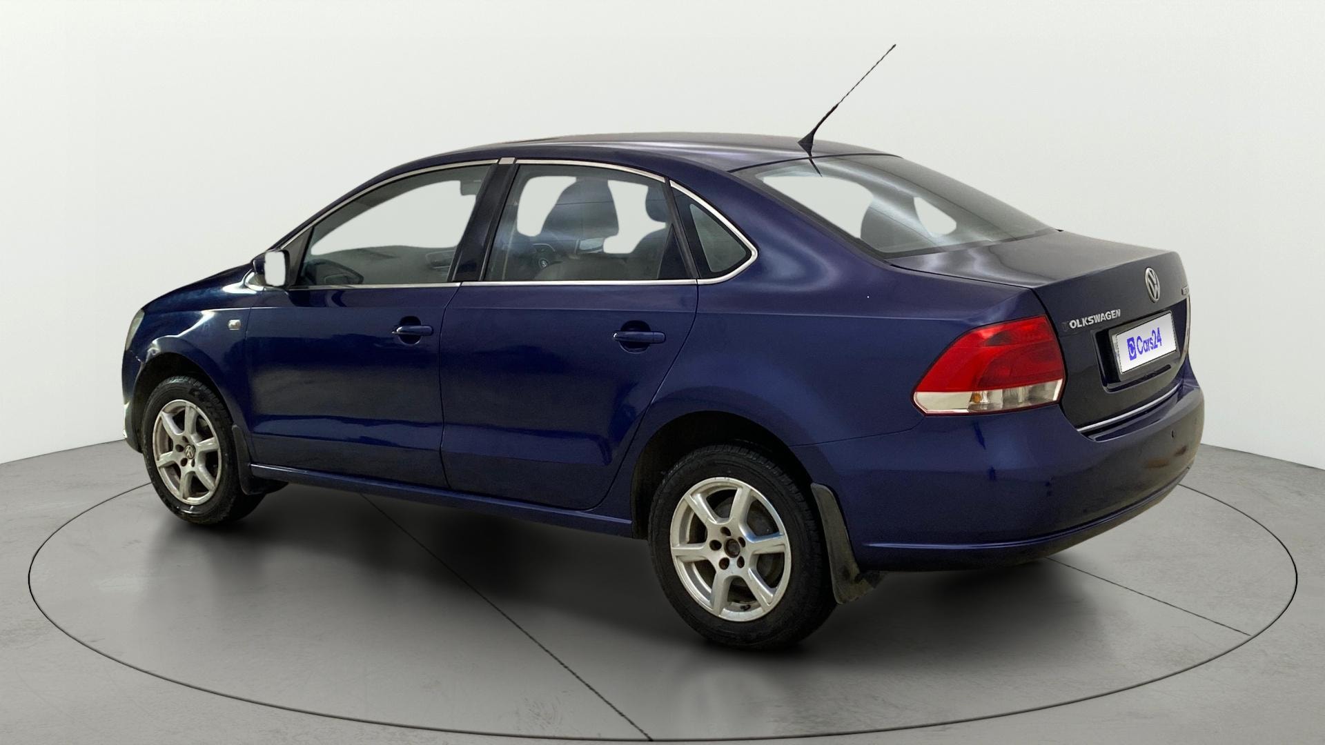 View 2013 Volkswagen Vento 1.2 L TSI Comfortline Petrol AT Image 2 Used 2013 Volkswagen Vento 1.2 L TSI Comfortline Petrol AT Image 2