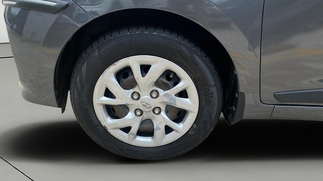 View Hyundai Grand i10 Image 37 Used Hyundai Grand i10 Image 37