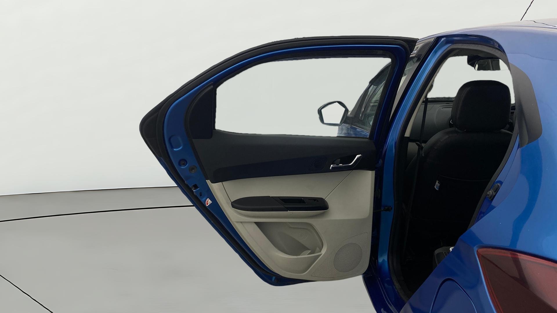 View 2024 Tata Tiago Revotorq XB Image 22 Used 2024 Tata Tiago Revotorq XB Image 22