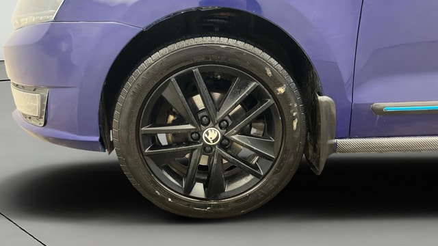 View Skoda Rapid Image 28 Used Skoda Rapid Image 28