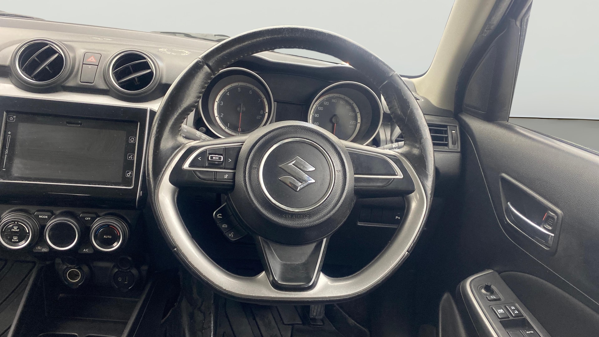 View 2019 Maruti Suzuki 1000 Base Variant Image 20 Used 2019 Maruti Suzuki 1000 Base Variant Image 20