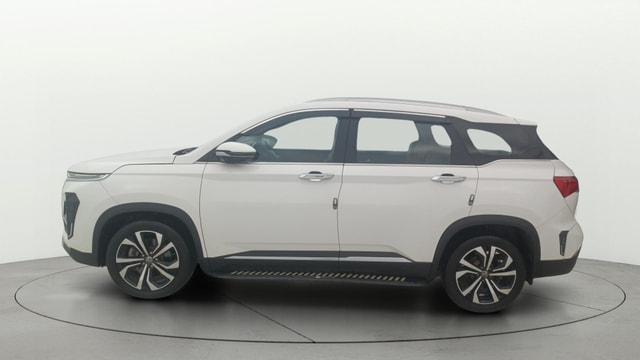 View MG Hector Plus Image 28 Used MG Hector Plus Image 28