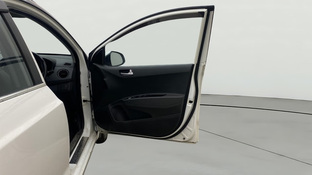 View Hyundai Grand i10 Image 44 Used Hyundai Grand i10 Image 44