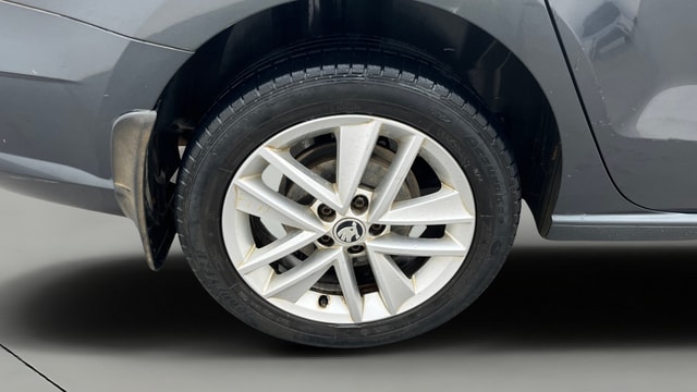 View Skoda Rapid Image 24 Used Skoda Rapid Image 24