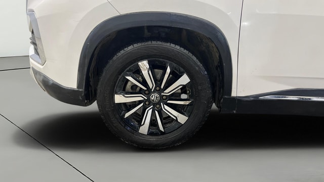 View MG Hector Image 36 Used MG Hector Image 36