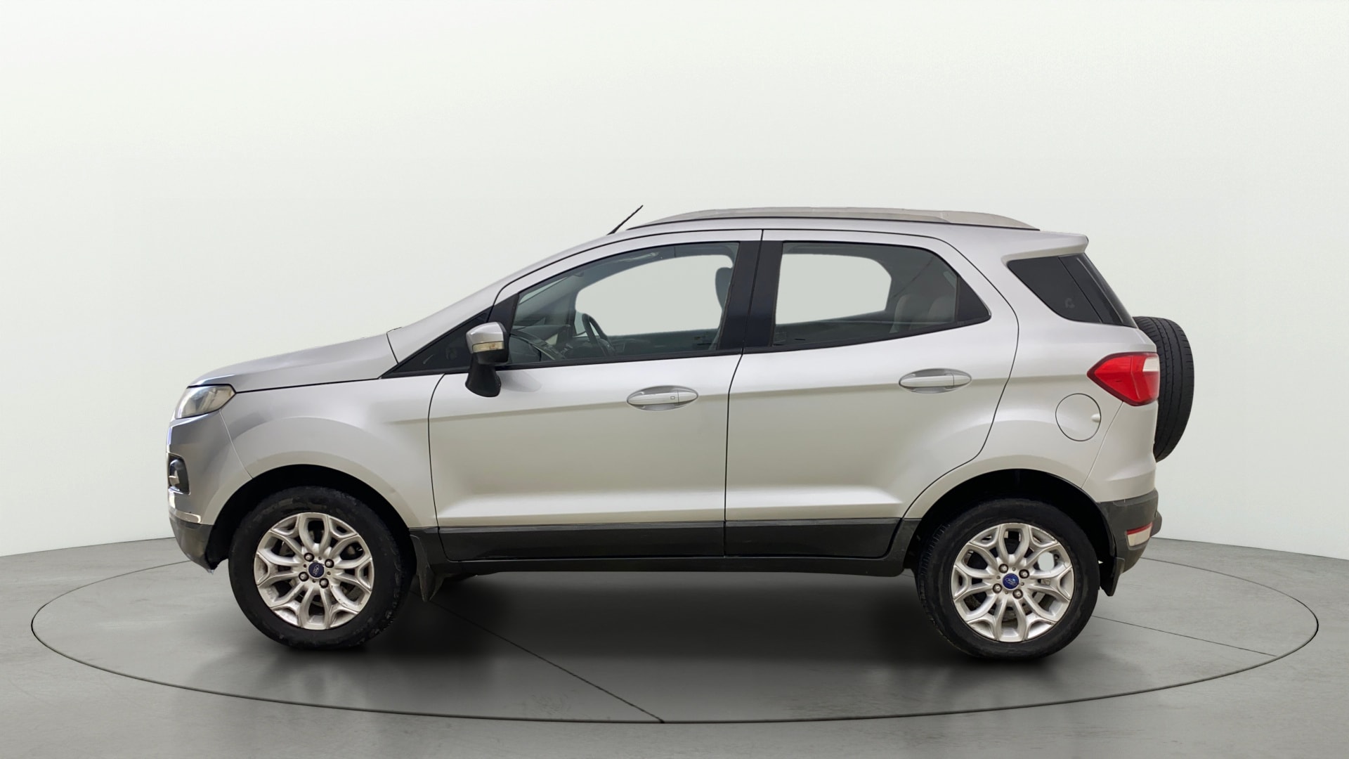 View 2016 Ford EcoSport 1.5 TDCi Diesel Ambiente BS IV Image 5 Used 2016 Ford EcoSport 1.5 TDCi Diesel Ambiente BS IV Image 5