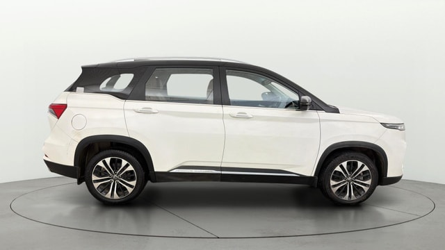 View MG Hector Plus Image 28 Used MG Hector Plus Image 28