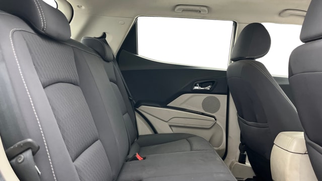 View Mahindra XUV300 Image 37 Used Mahindra XUV300 Image 37