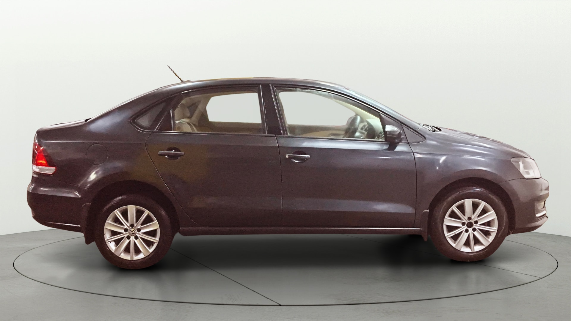 View 2016 Volkswagen Vento DSG Image 26 Used 2016 Volkswagen Vento DSG Image 26