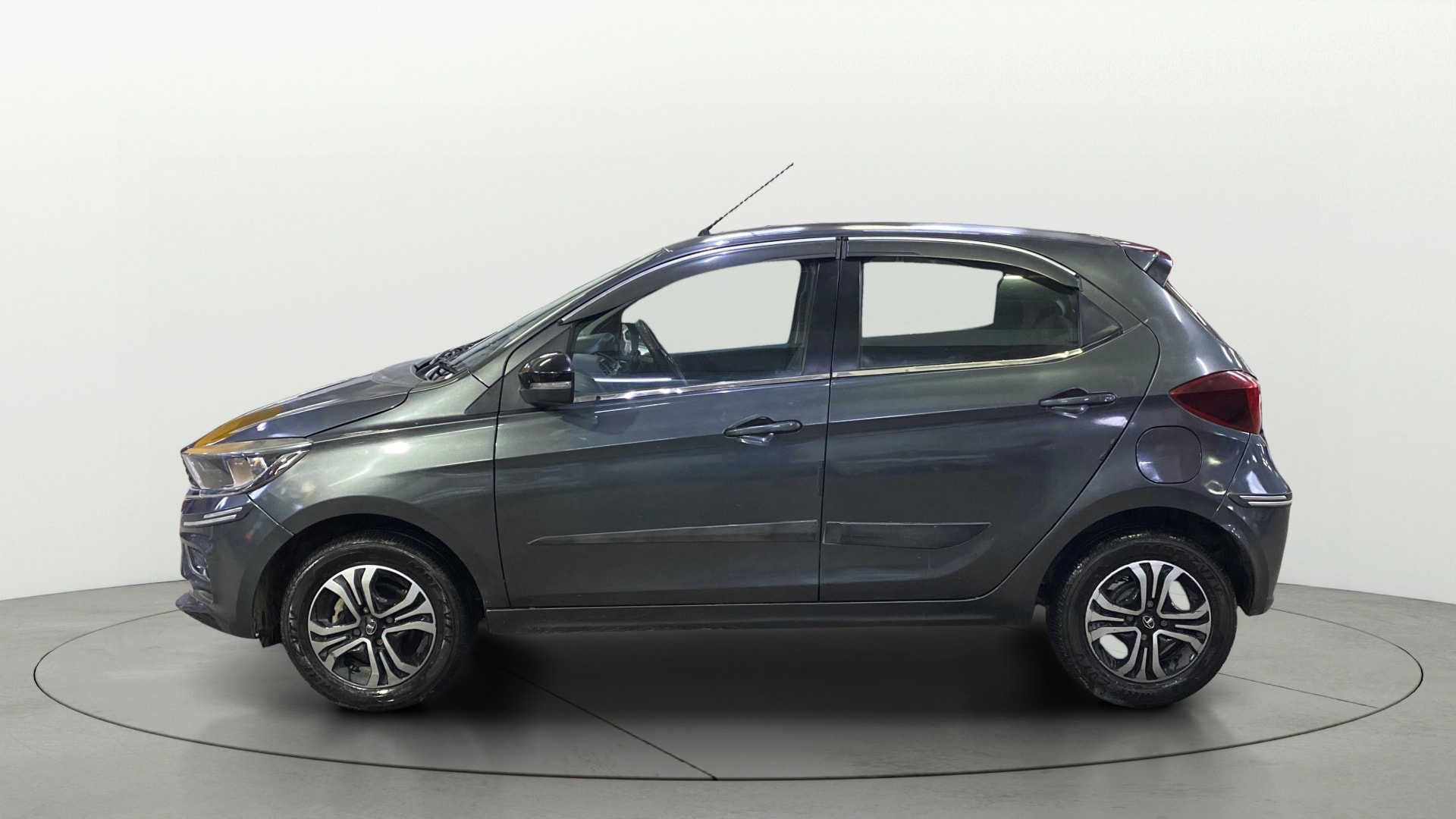 Used 2023 Tata Tiago Used 2023 Tata Tiago