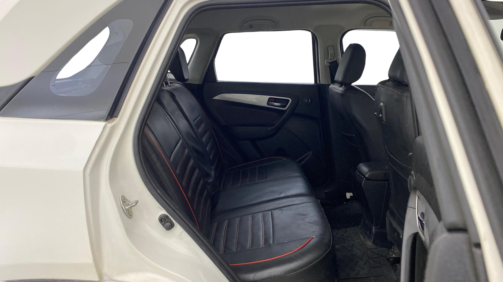 View 2022 Toyota Urban Cruiser Premium MT Image 30 Used 2022 Toyota Urban Cruiser Premium MT Image 30