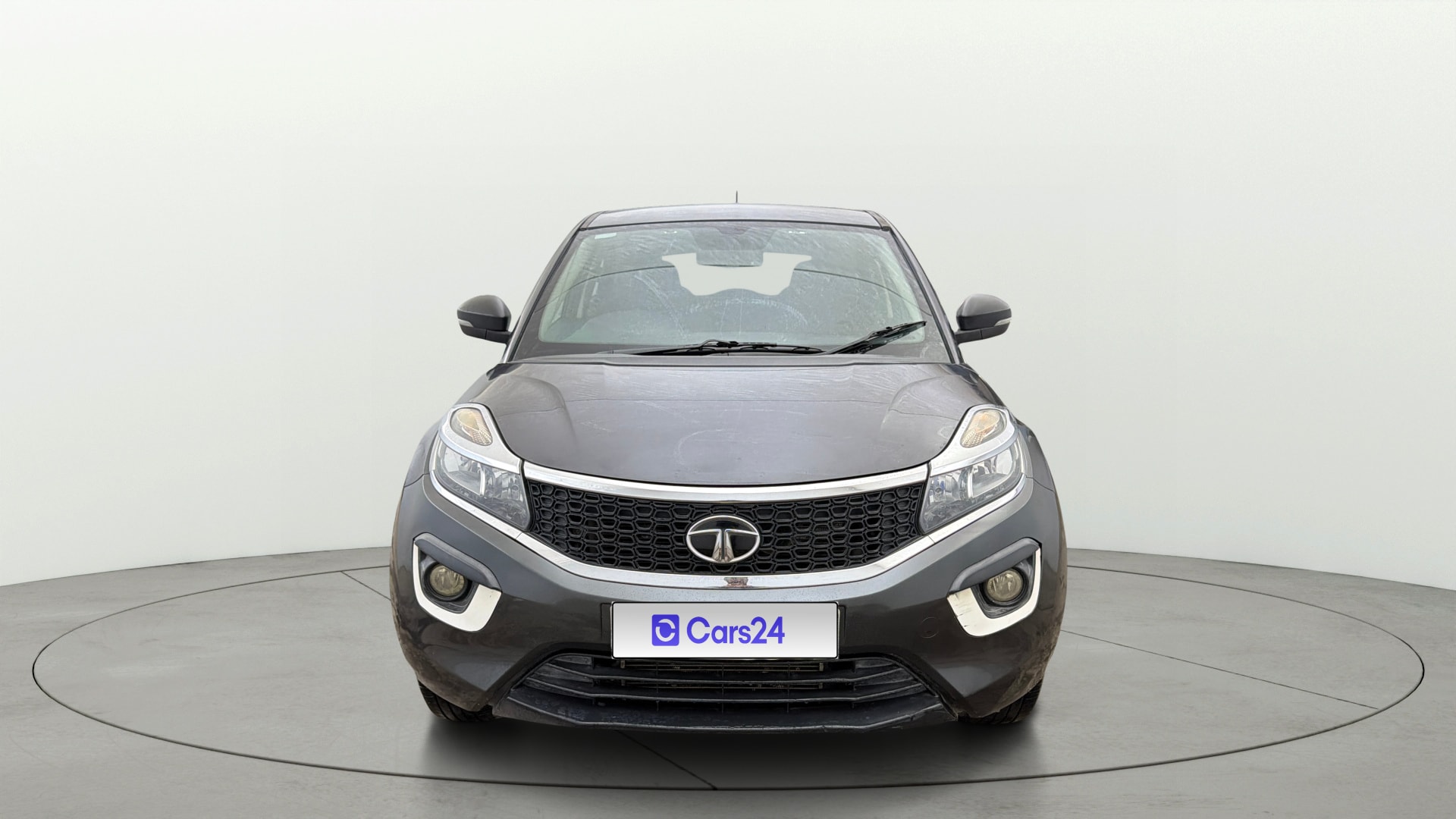 Used 2018 Tata Nexon Used 2018 Tata Nexon