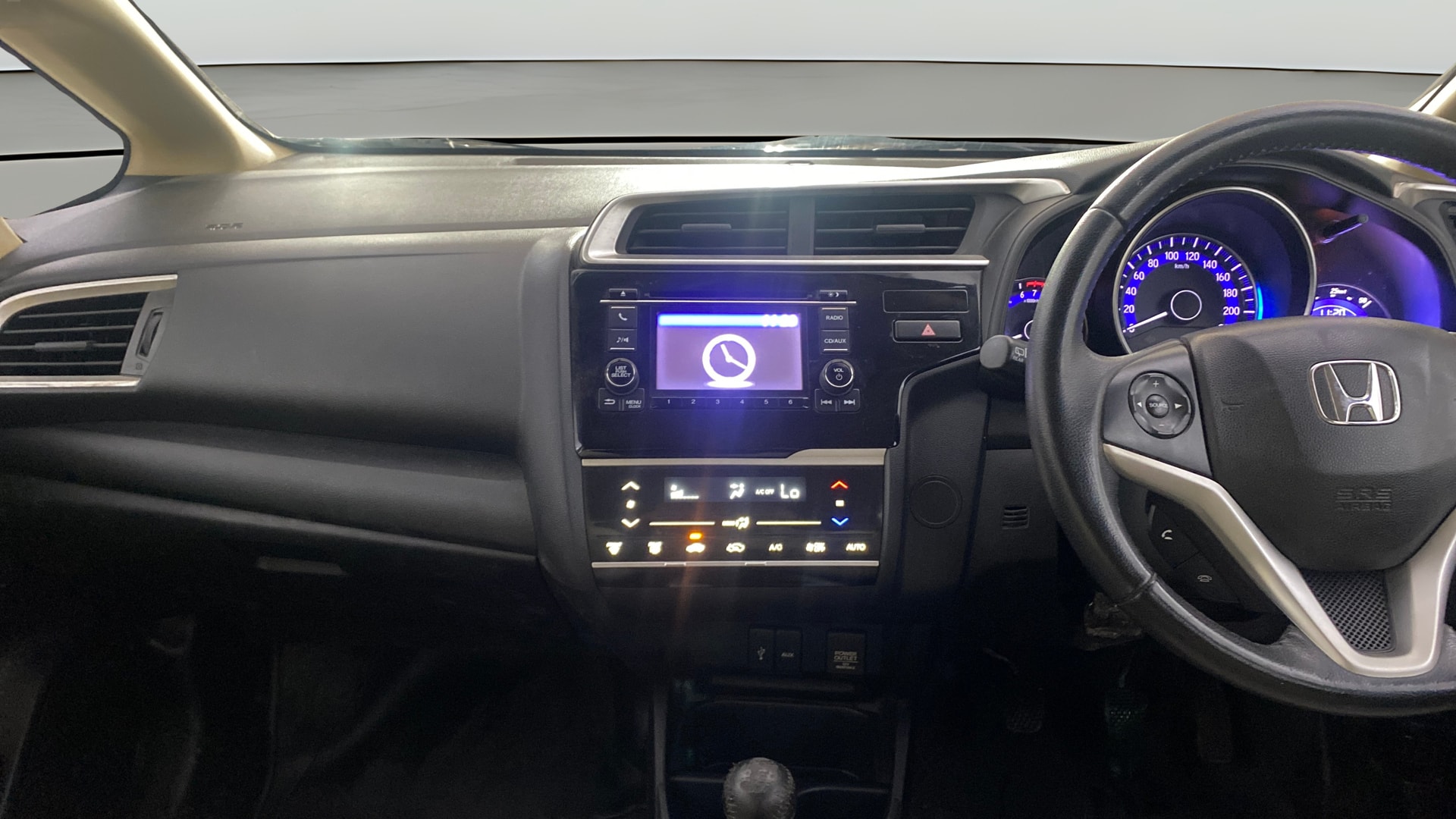 View 2017 Honda Jazz E MT Diesel Image 17 Used 2017 Honda Jazz E MT Diesel Image 17