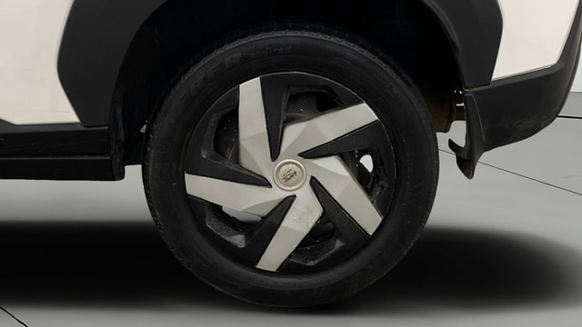 View Nissan Magnite Image 11 Used Nissan Magnite Image 11