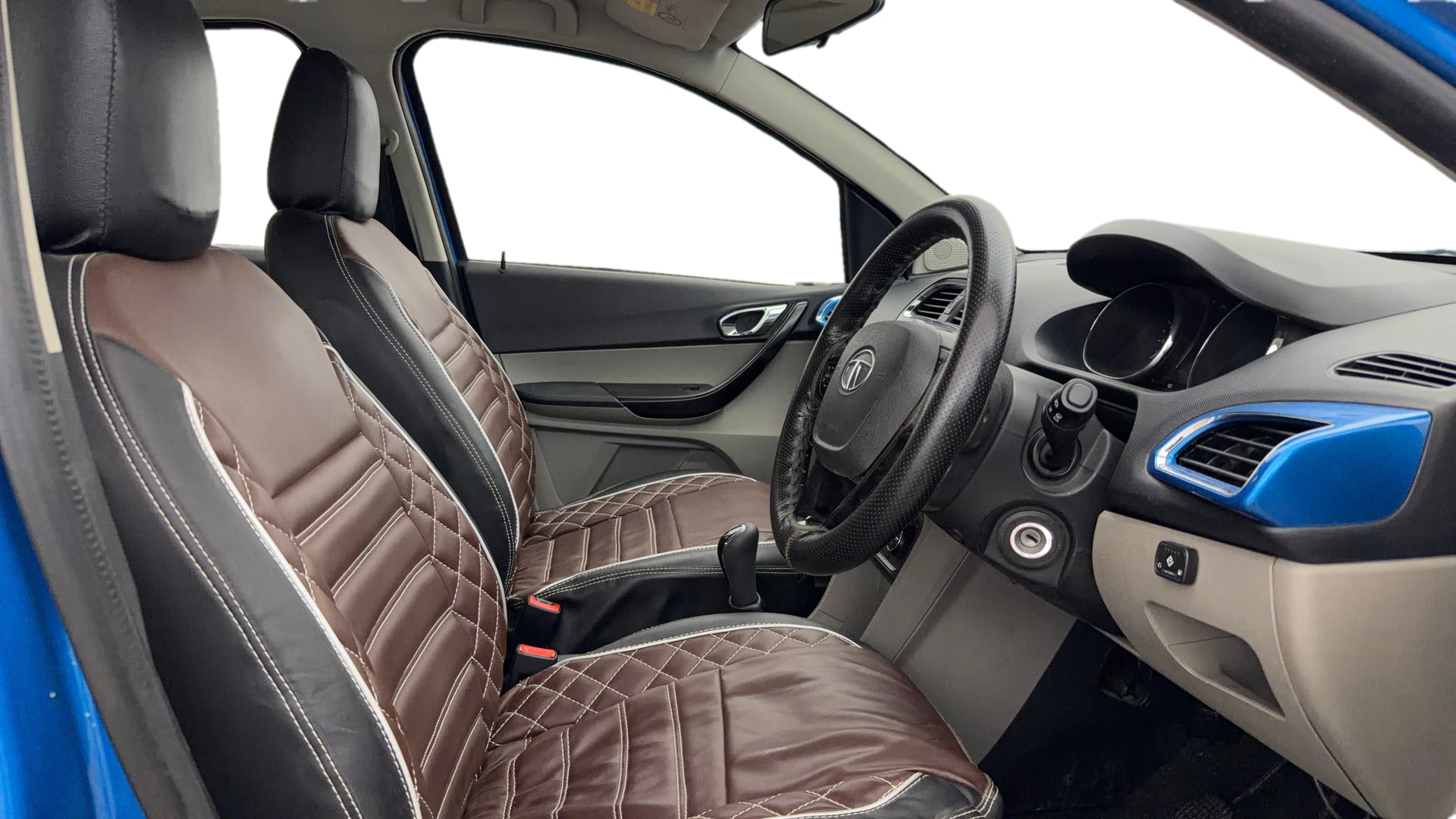 View 2019 Tata Tiago Revotorq XB Image 25 Used 2019 Tata Tiago Revotorq XB Image 25