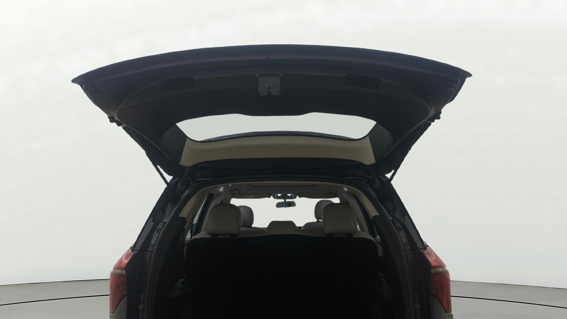 Used 2022 Mahindra XUV700 Used 2022 Mahindra XUV700