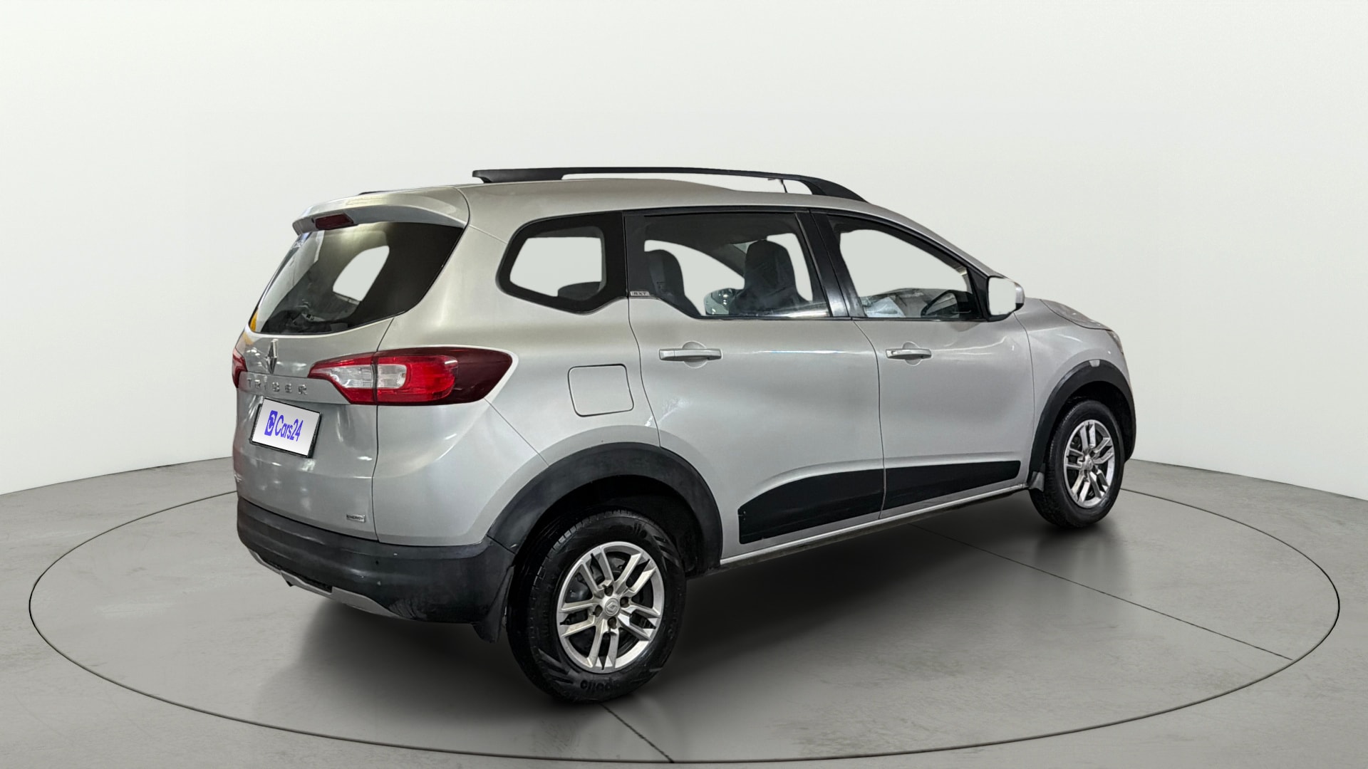 View 2019 Renault Triber RXT Image 42 Used 2019 Renault Triber RXT Image 42