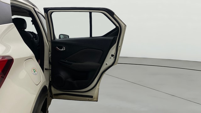 View Nissan Kicks Image 7 Used Nissan Kicks Image 7