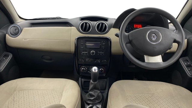 View Renault Duster Image 15 Used Renault Duster Image 15