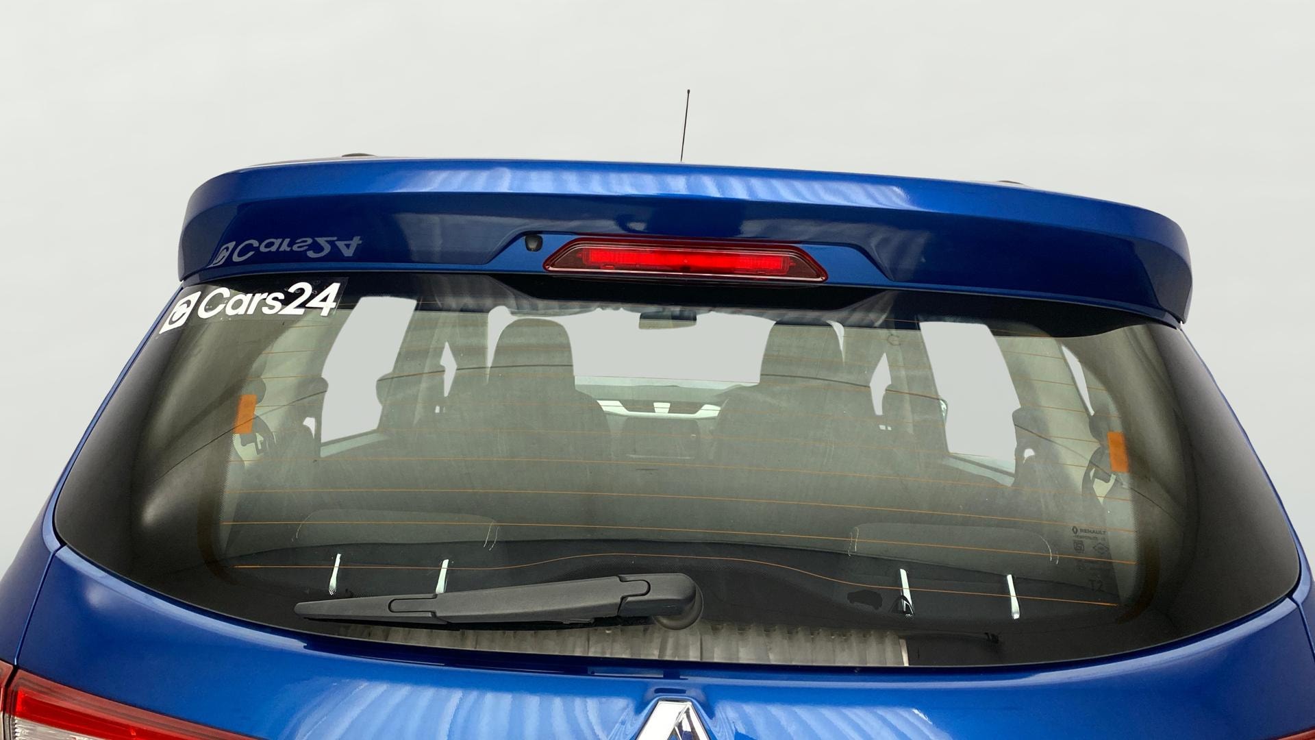 View 2022 Renault Triber RXZ Image 3 Used 2022 Renault Triber RXZ Image 3