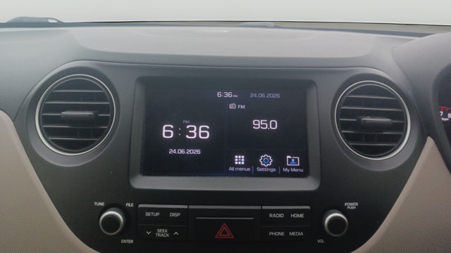 View Hyundai Grand i10 Image 17 Used Hyundai Grand i10 Image 17
