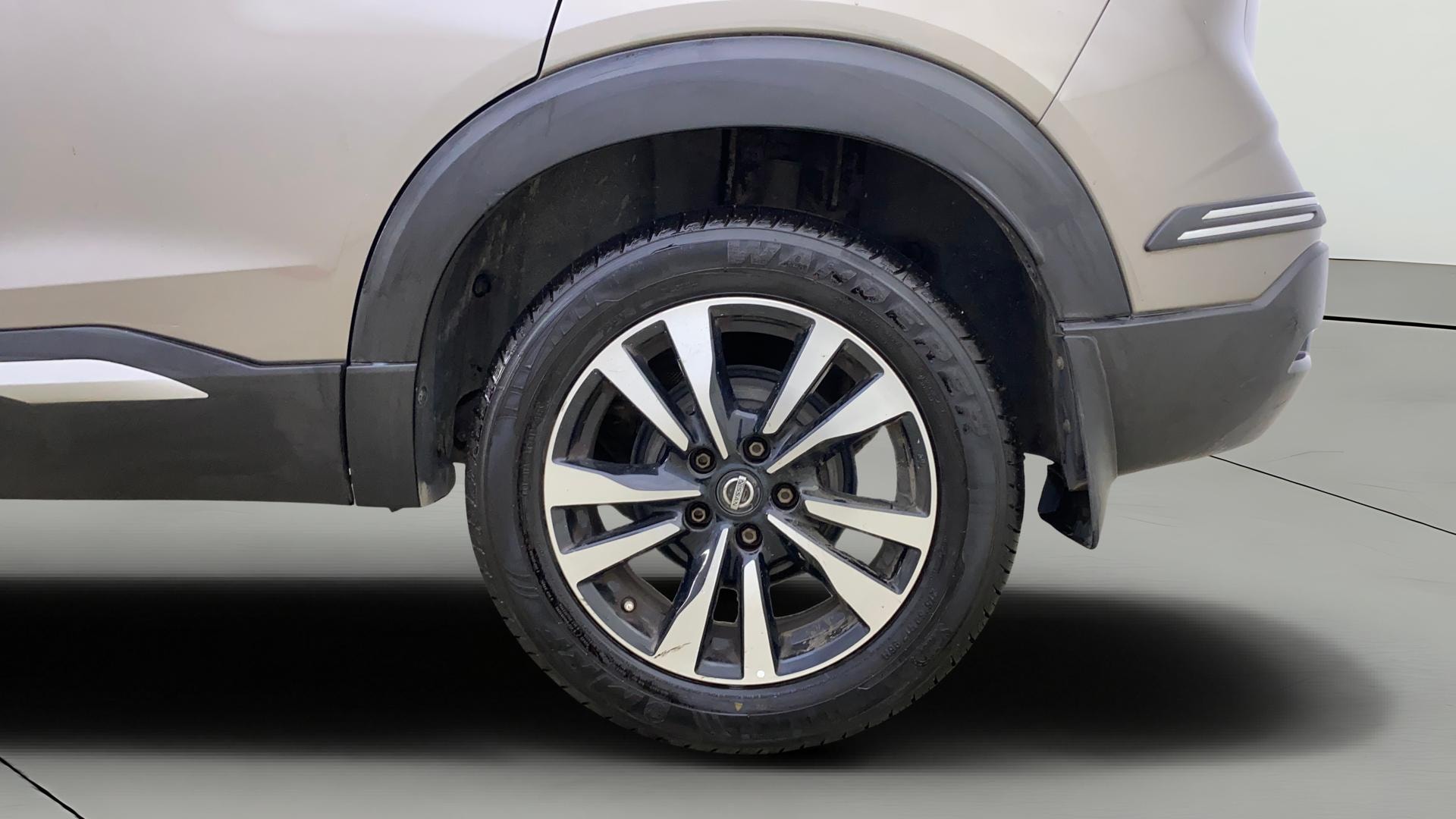 View 2021 Nissan Kicks 1.3 Turbo XV Premium CVT Image 11 Used 2021 Nissan Kicks 1.3 Turbo XV Premium CVT Image 11