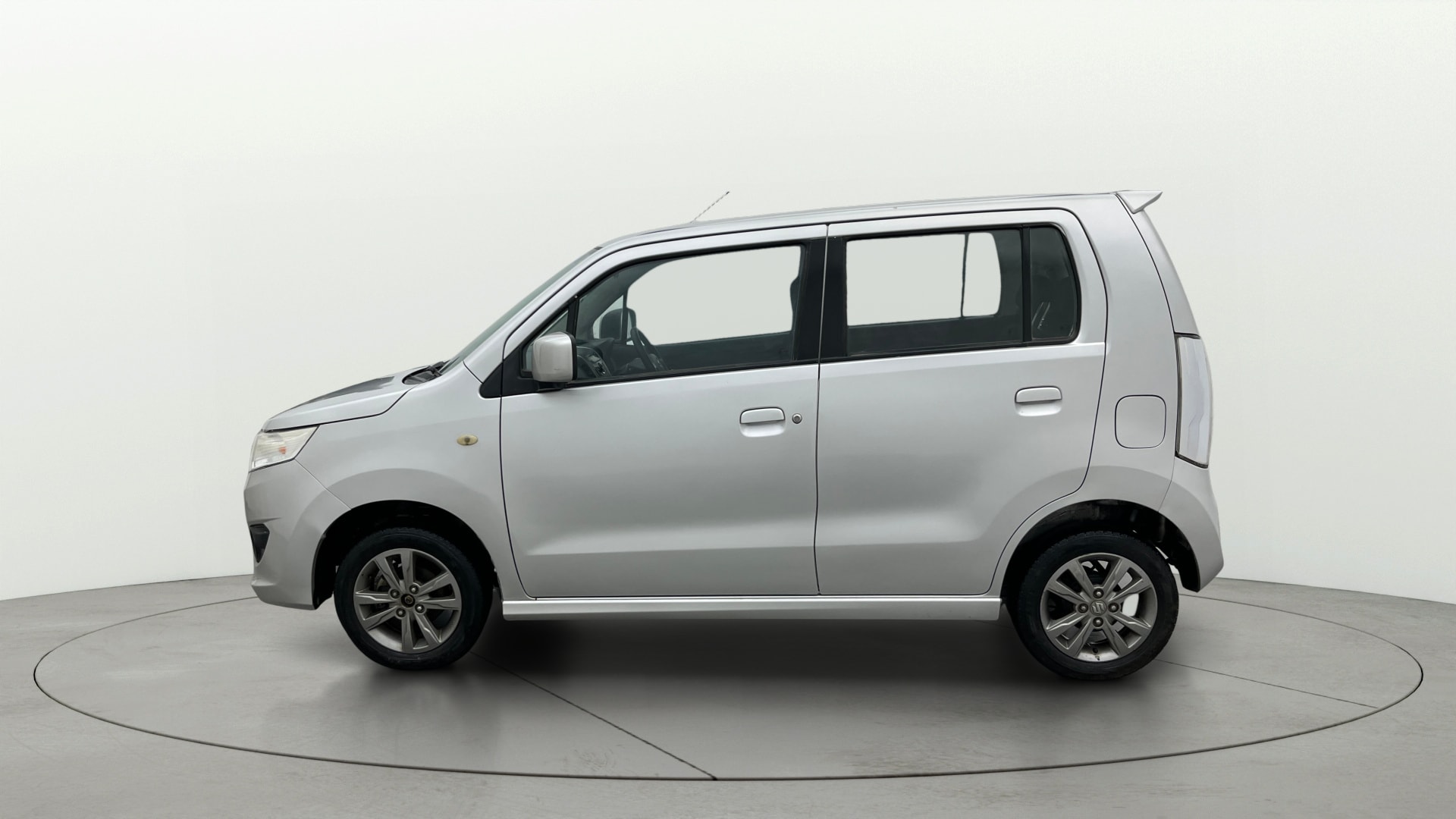 Used 2013 Maruti Suzuki Stingray Used 2013 Maruti Suzuki Stingray