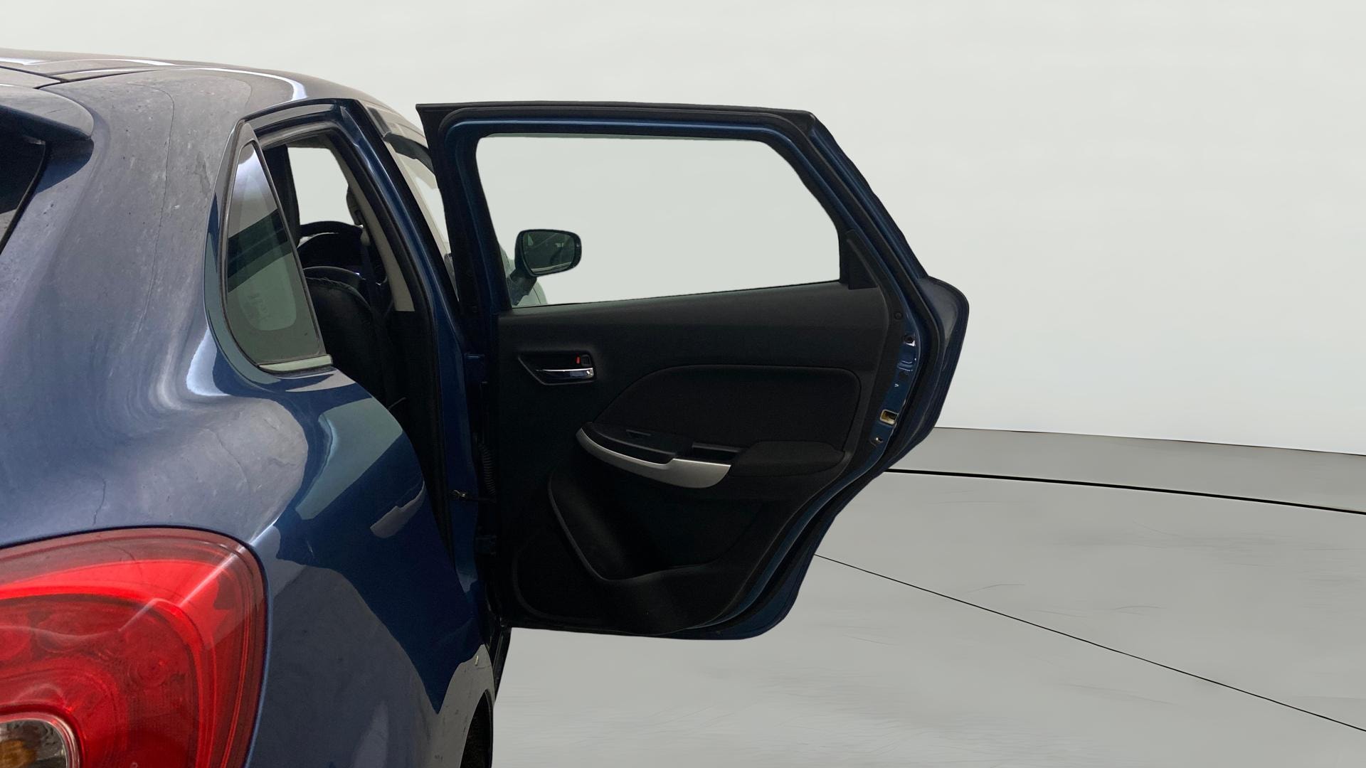 View 2016 Maruti Suzuki 1000 Base Variant Image 7 Used 2016 Maruti Suzuki 1000 Base Variant Image 7