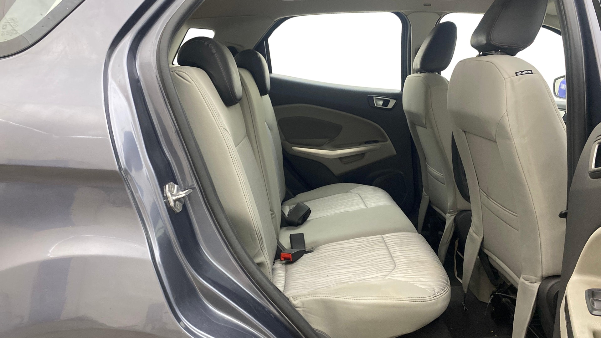 View 2016 Ford EcoSport 1.5 TDCi Diesel Ambiente BS IV Image 28 Used 2016 Ford EcoSport 1.5 TDCi Diesel Ambiente BS IV Image 28