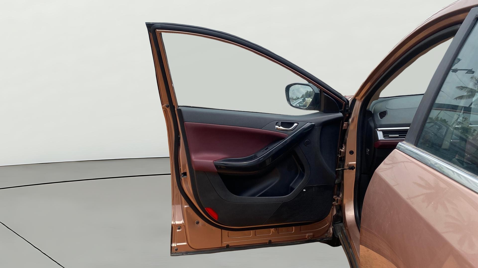 View 2025 Tata Curvv Accomplished Plus A GDi Petrol DCA Dark Edition Image 38 Used 2025 Tata Curvv Accomplished Plus A GDi Petrol DCA Dark Edition Image 38