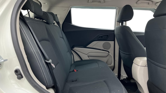 View Mahindra XUV300 Image 29 Used Mahindra XUV300 Image 29