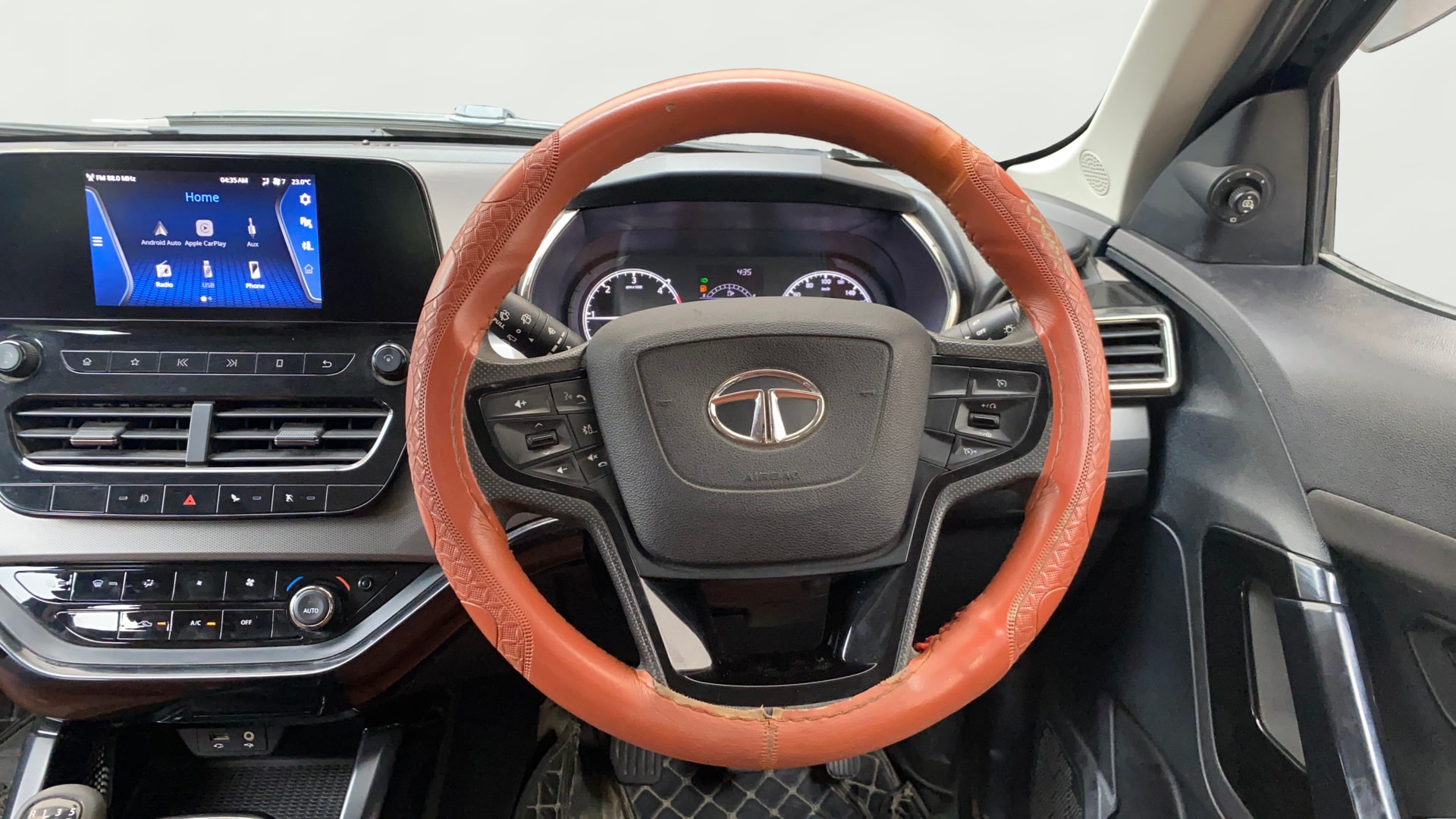 View 2021 Tata Harrier XE Image 14 Used 2021 Tata Harrier XE Image 14