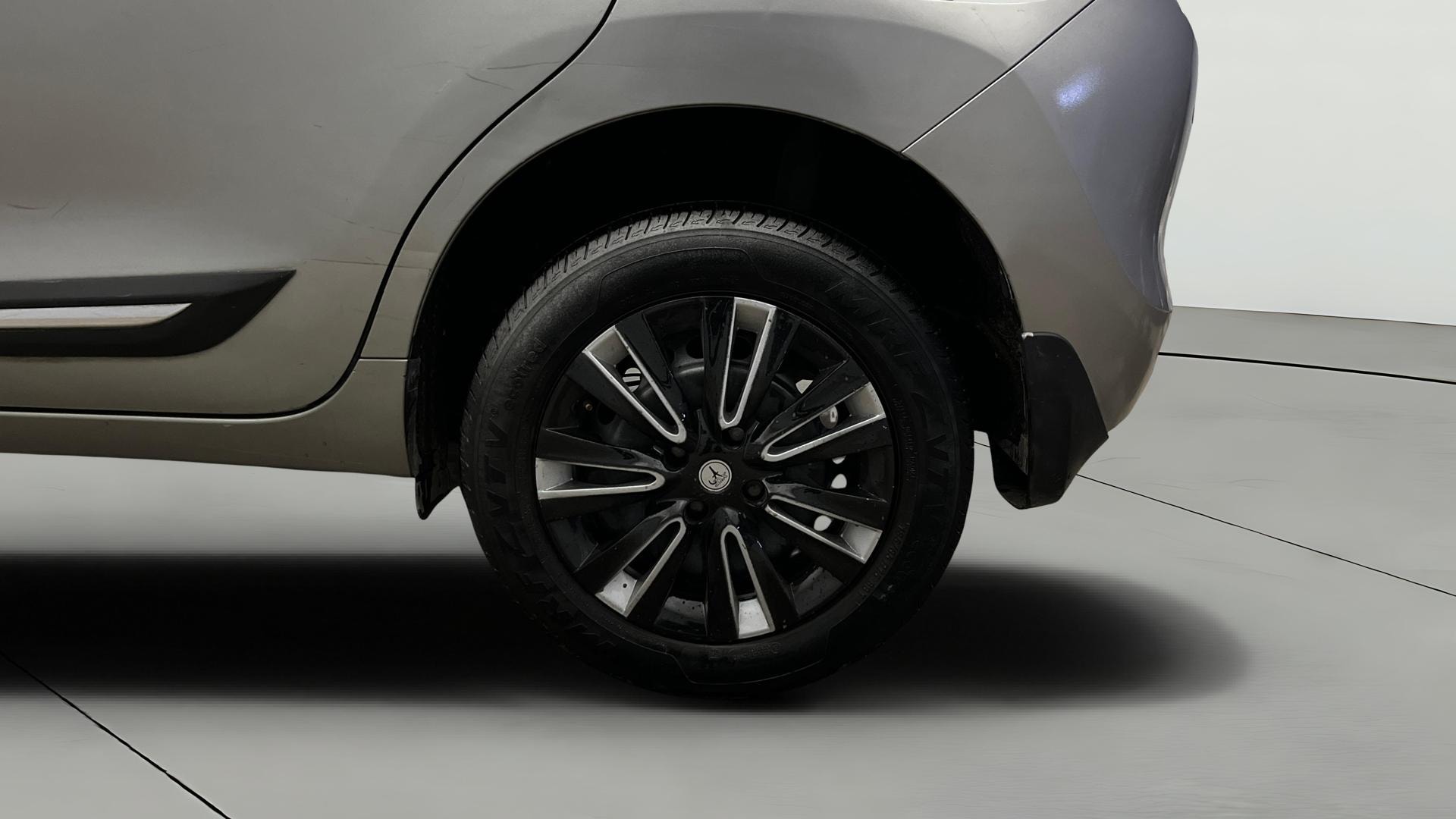 View 2020 Maruti Suzuki 1000 Base Variant Image 7 Used 2020 Maruti Suzuki 1000 Base Variant Image 7