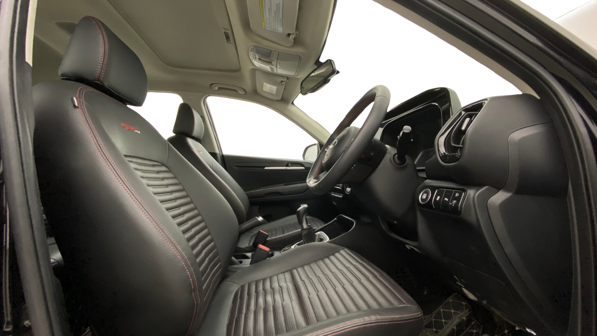 View 2020 Kia Sonet GTX Plus iMT Petrol Image 28 Used 2020 Kia Sonet GTX Plus iMT Petrol Image 28