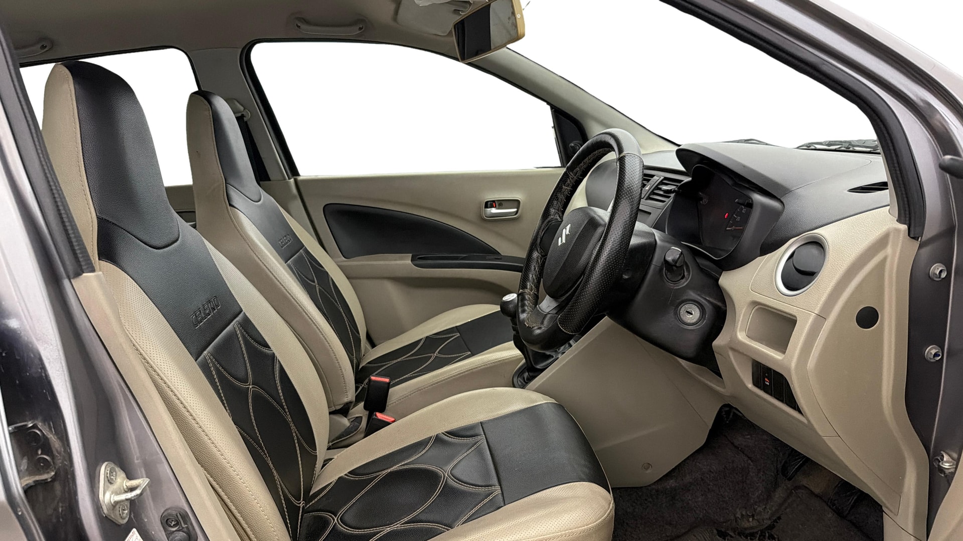 View 2017 Maruti Suzuki 1000 Base Variant Image 25 Used 2017 Maruti Suzuki 1000 Base Variant Image 25