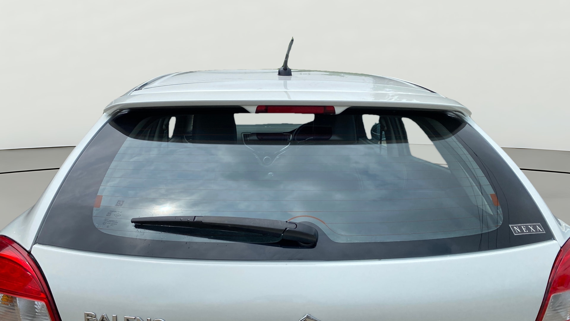 View 2021 Maruti Suzuki 1000 Base Variant Image 4 Used 2021 Maruti Suzuki 1000 Base Variant Image 4