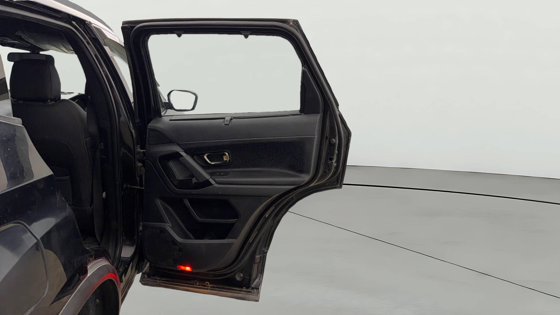 View 2023 Tata Harrier XE Image 6 Used 2023 Tata Harrier XE Image 6