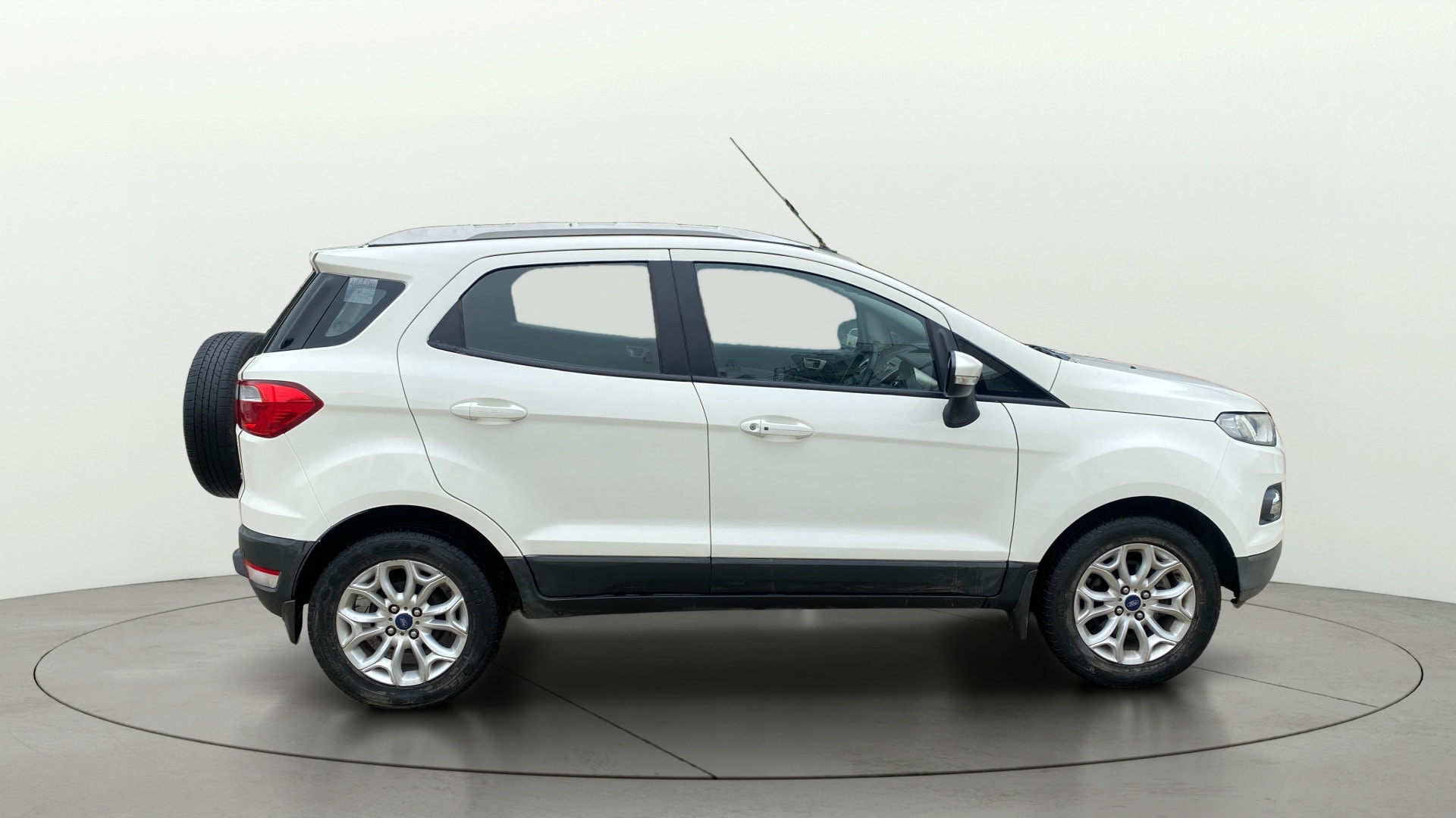 View 2016 Ford EcoSport 1.5 TDCi Diesel Ambiente BS IV Image 29 Used 2016 Ford EcoSport 1.5 TDCi Diesel Ambiente BS IV Image 29
