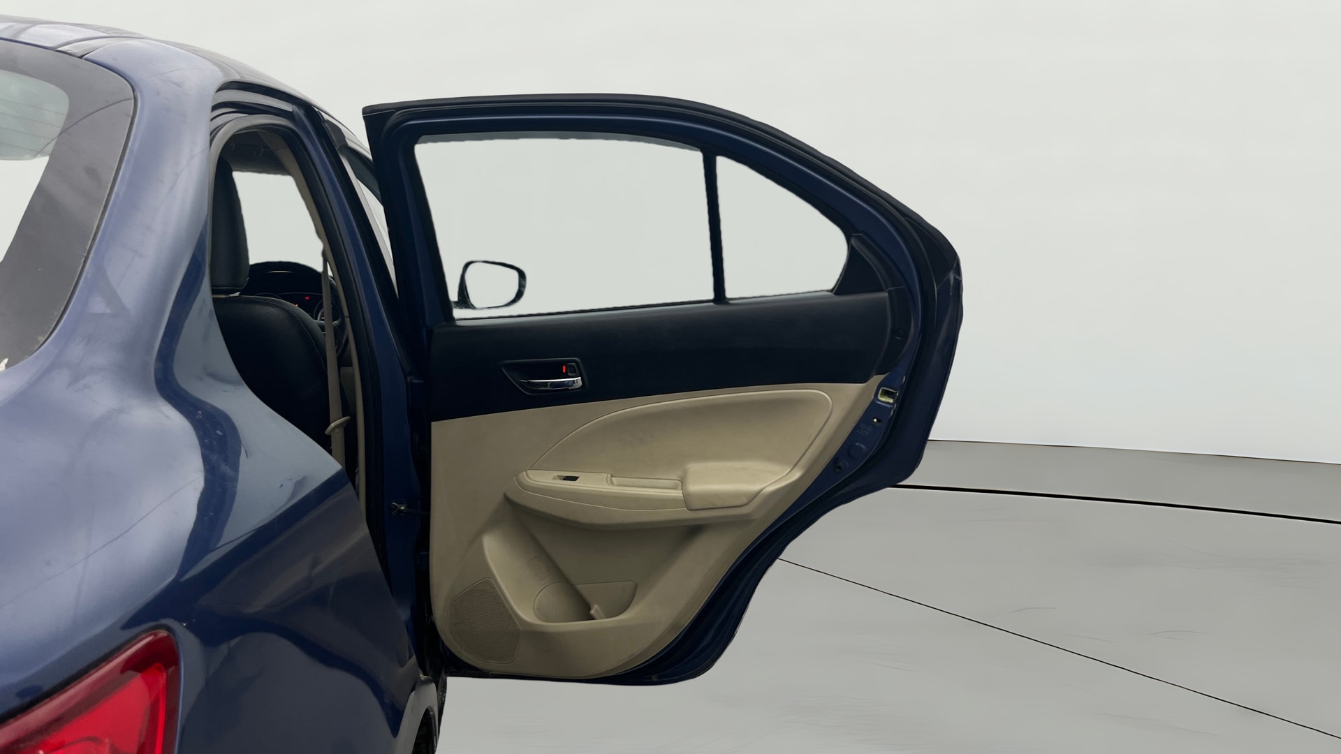 View 2018 Maruti Suzuki 1000 Base Variant Image 7 Used 2018 Maruti Suzuki 1000 Base Variant Image 7