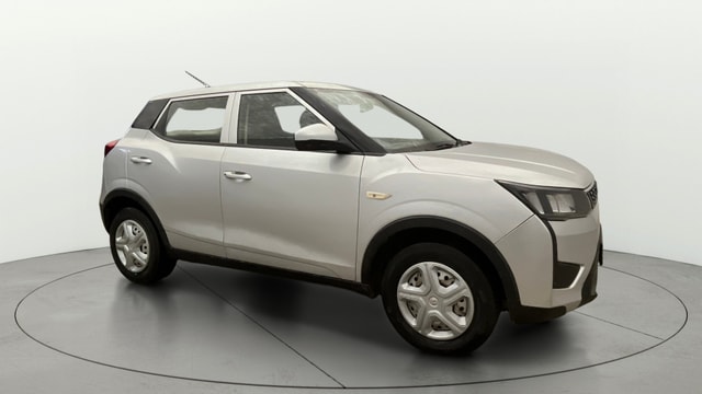 View Mahindra XUV300 Image 22 Used Mahindra XUV300 Image 22