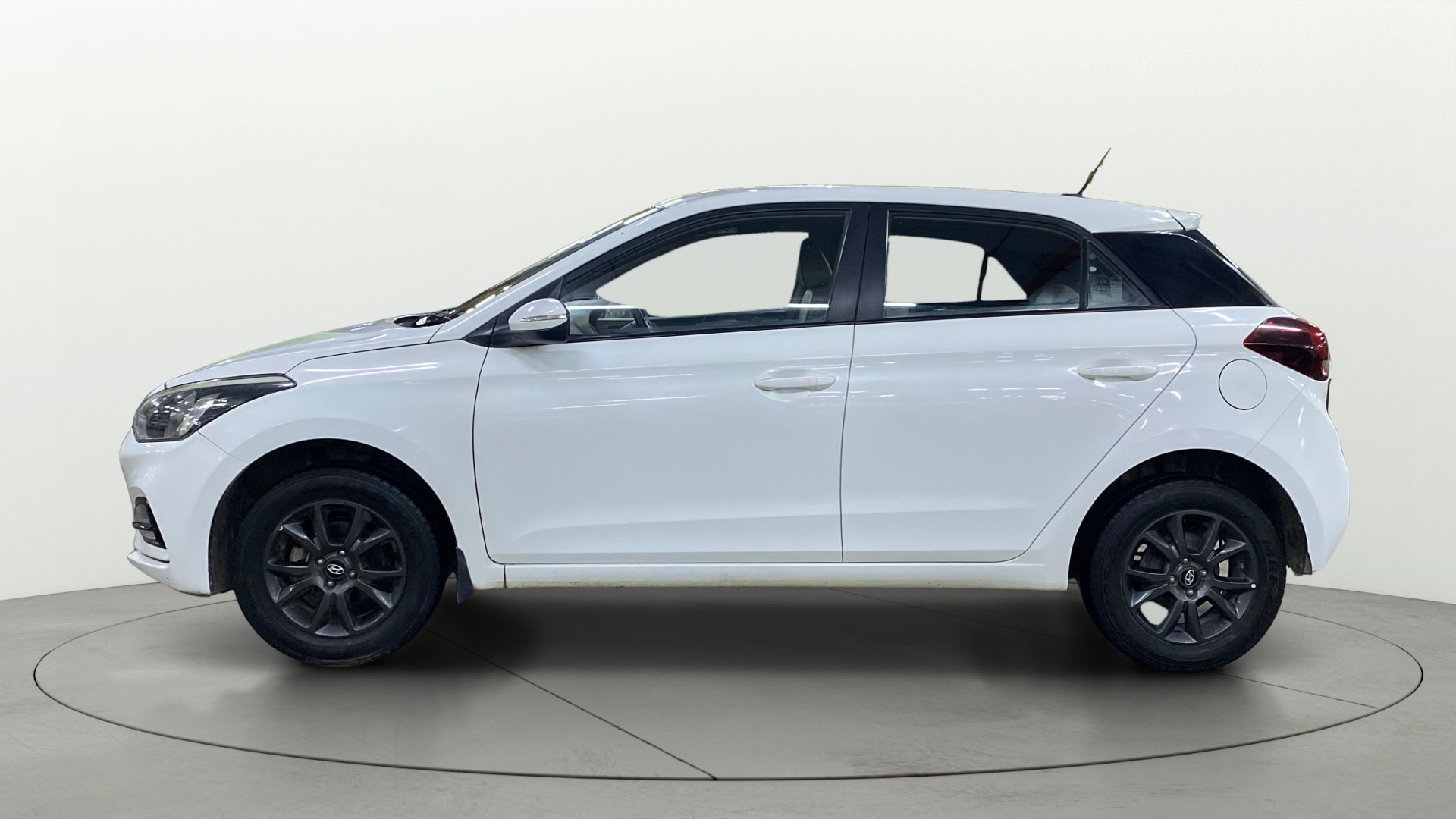 View 2020 Hyundai Elite i20 1.2 Sportz Plus Petrol Image 5 Used 2020 Hyundai Elite i20 1.2 Sportz Plus Petrol Image 5