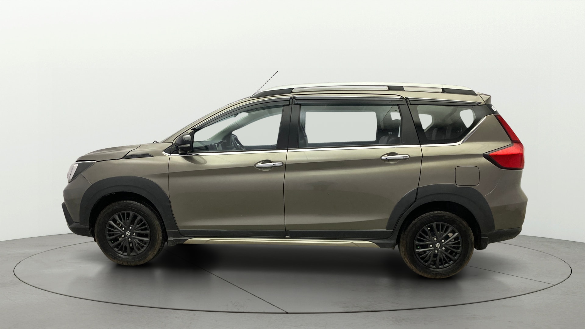 View 2020 Maruti Suzuki 1000 Base Variant Image 6 Used 2020 Maruti Suzuki 1000 Base Variant Image 6